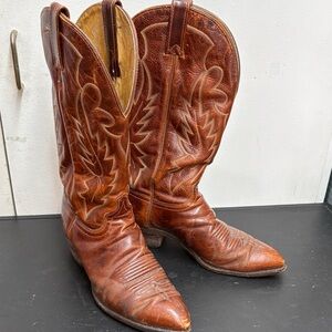 Men's Brown Leather Cowboy Boots with Decorative Stitching